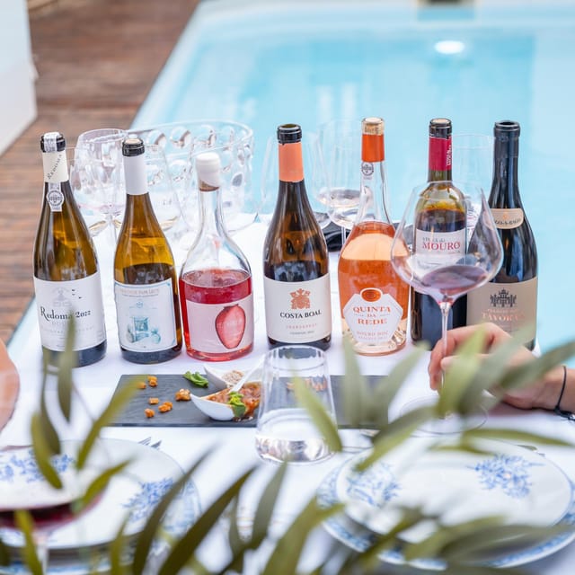 WINE TASTING & TAPAS IN THE HEART OF FARO - Stop 1 (35 minutes): first tapas that set your palate